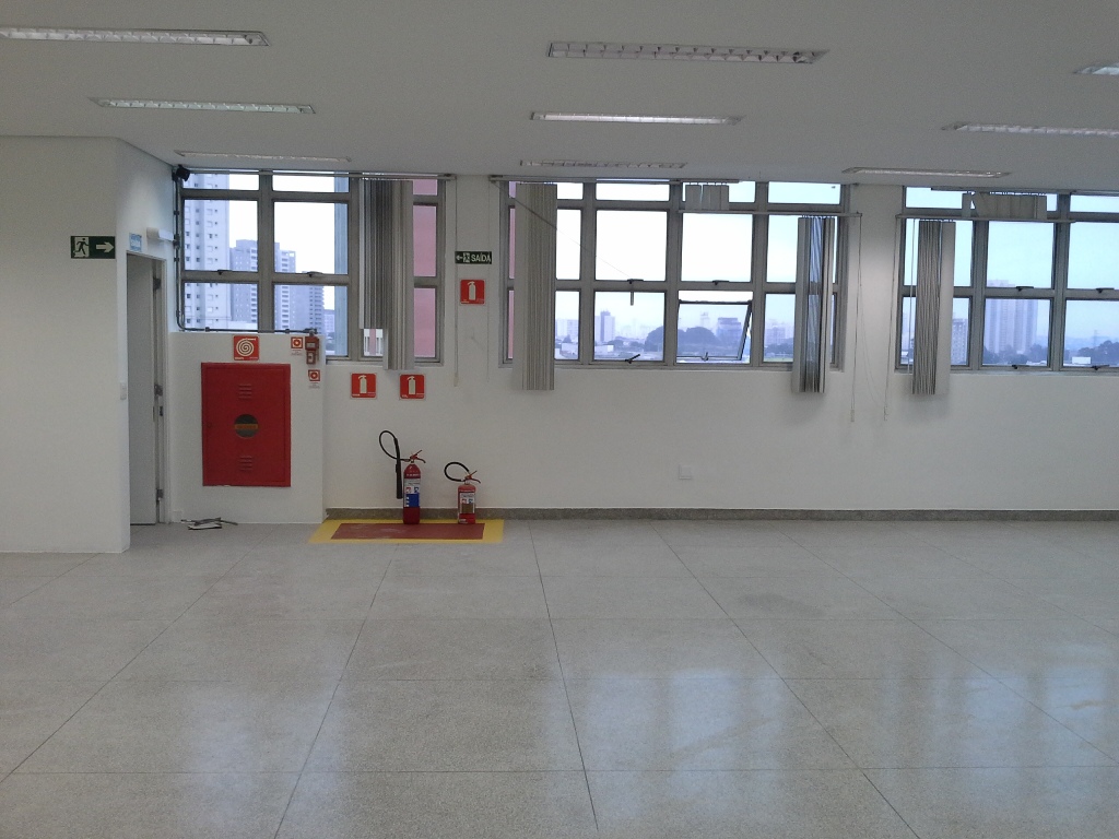 SALÃO COM VÃO LIVRE DE 350M² IDEAL PARA ACADEMIA DE GINASTICA